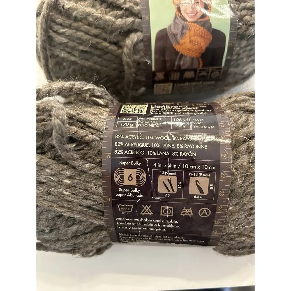 Vtg Lot of 8 Skeins Lion Brand Wool Ease Thick Quick Yarn 124 Barley Orge Cebada